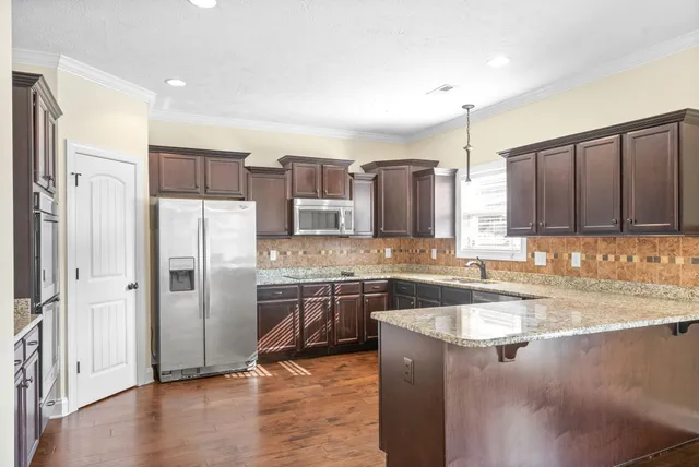 $2,100 | 3771 Windmill Drive, Clarksville, TN 37040