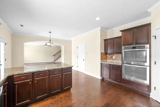 $2,100 | 3771 Windmill Drive, Clarksville, TN 37040