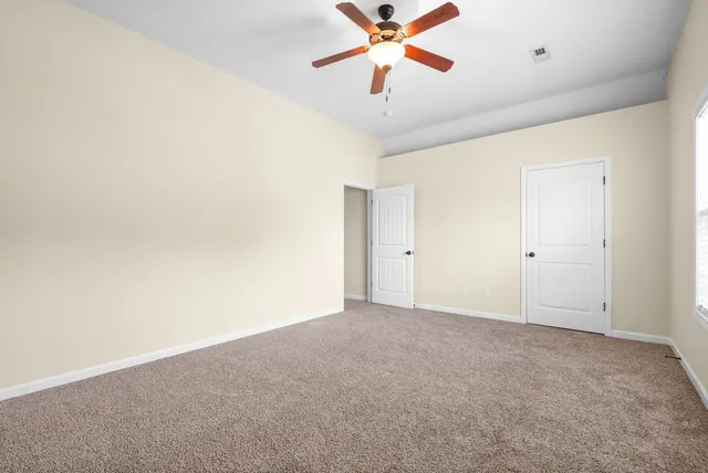 $2,100 | 3771 Windmill Drive, Clarksville, TN 37040