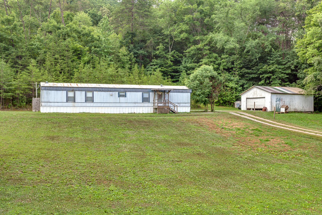 5075 Hickory Valley Road Heiskell, TN 37754 - Photo 6 of 25 006180623-1-5075HickoryValleyRdHeiskellT