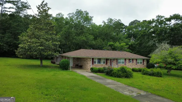 $185,000 | 66 Lakeview Road, Hawkinsville, GA 31036