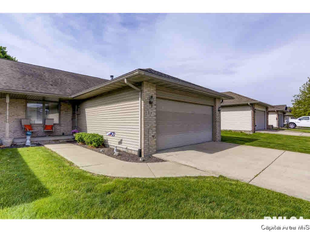 214 Eagle Ridge Drive Chatham, IL 62629 - Photo 1 of 15 Gallery Image 1