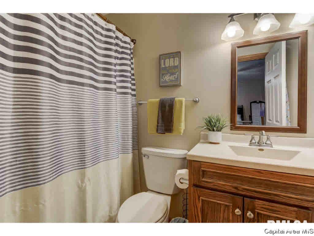 214 Eagle Ridge Drive Chatham, IL 62629 - Photo 11 of 15 Gallery Image 11