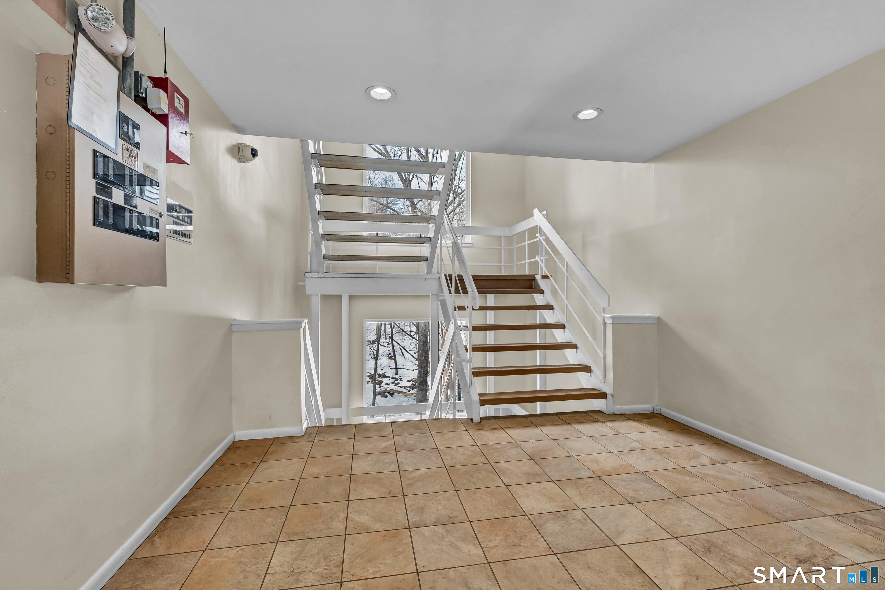 14 Newtown Road, Unit A5 Danbury, CT 06810 - Photo 25 of 27 a view of an entryway with stairs
