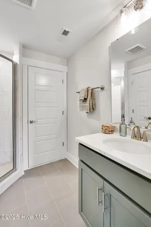 $989,000 | 3791 Bay Colony Road Northeast, Leland, NC 28451