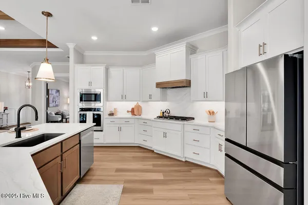 $989,000 | 3791 Bay Colony Road Northeast, Leland, NC 28451