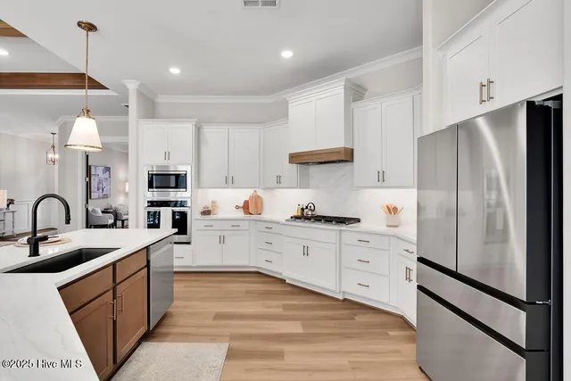 $989,000 | 3791 Bay Colony Road Northeast, Leland, NC 28451