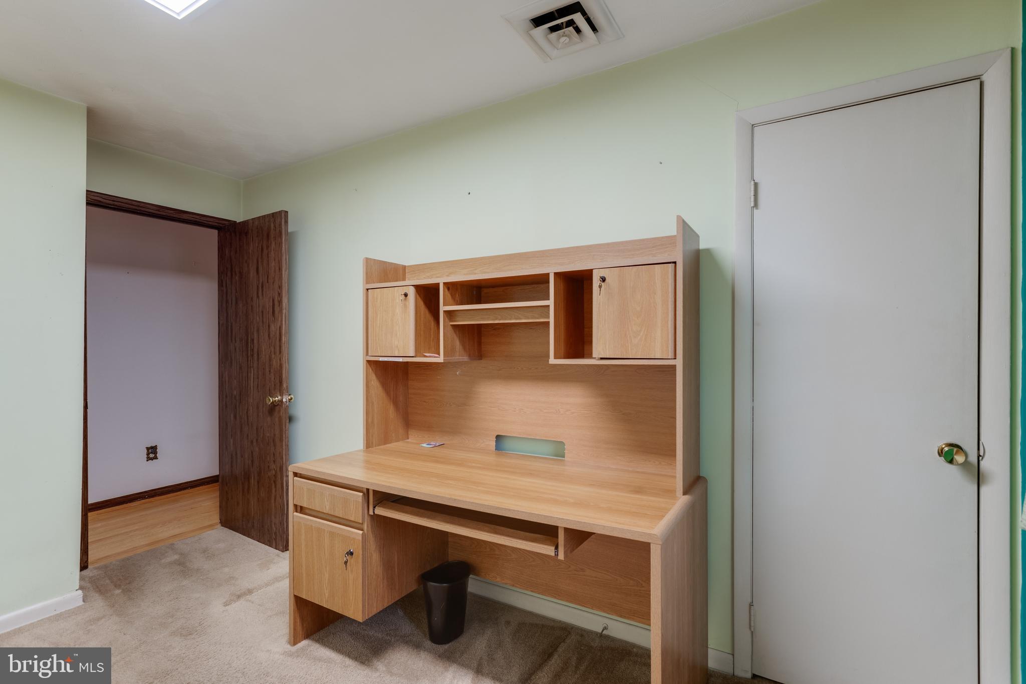 18310 Candice Drive Triangle, VA 22172 - Photo 18 of 57