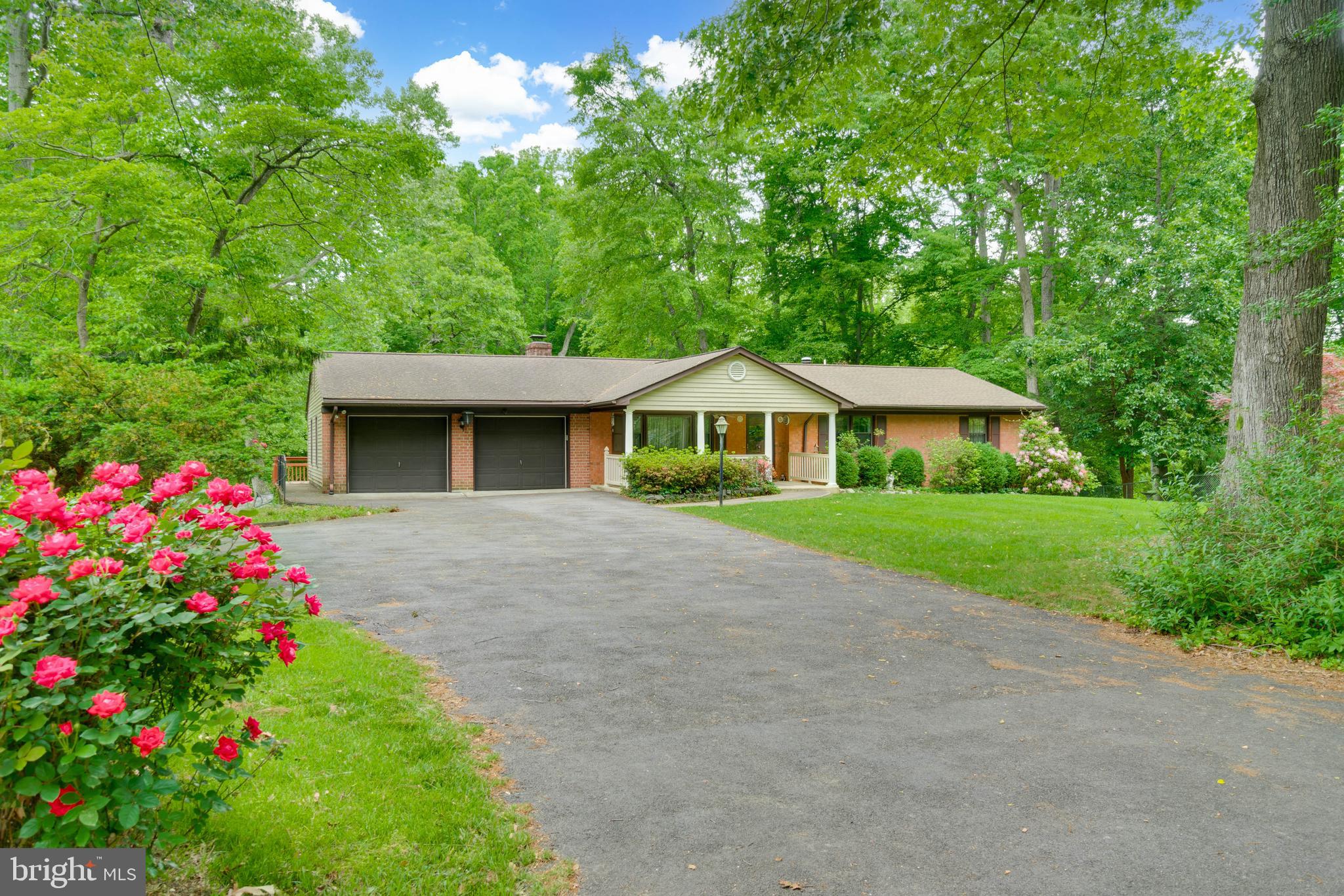 18310 Candice Drive Triangle, VA 22172 - Photo 2 of 57