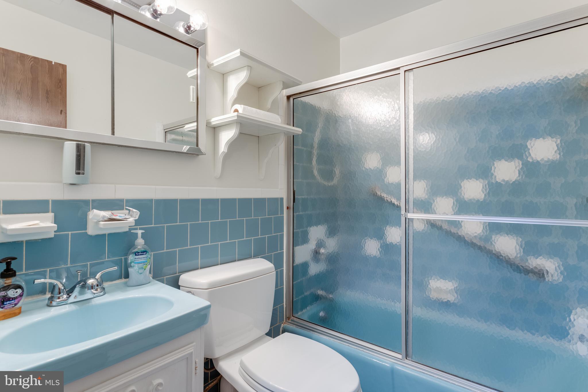 18310 Candice Drive Triangle, VA 22172 - Photo 21 of 57