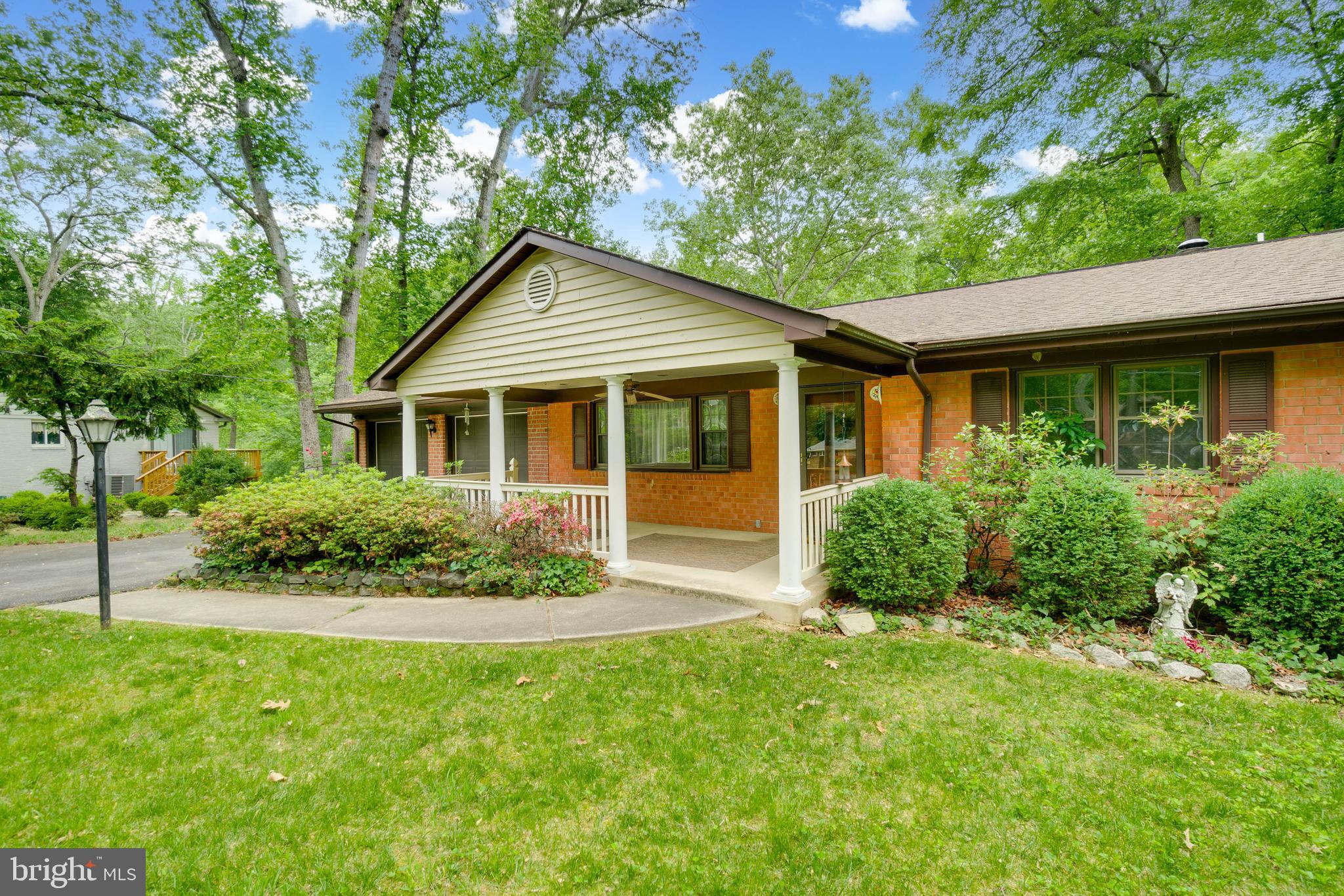 18310 Candice Drive Triangle, VA 22172 - Photo 45 of 57