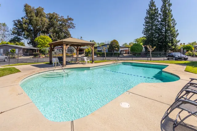 $199,500 | 8701 Highway 41, Unit 41, Fresno, CA 93720