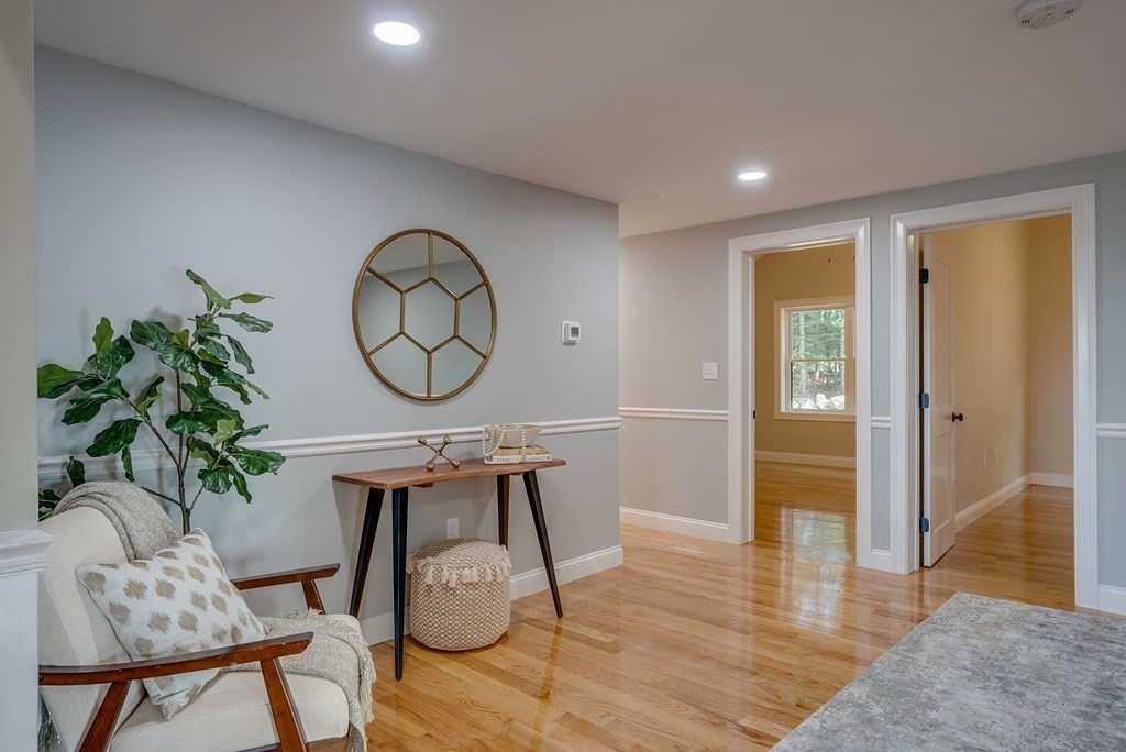 6 Red Hill Road North Reading, MA 01864 - Photo 14 of 38