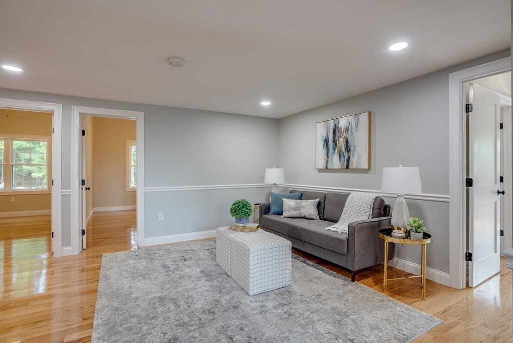 6 Red Hill Road North Reading, MA 01864 - Photo 15 of 38