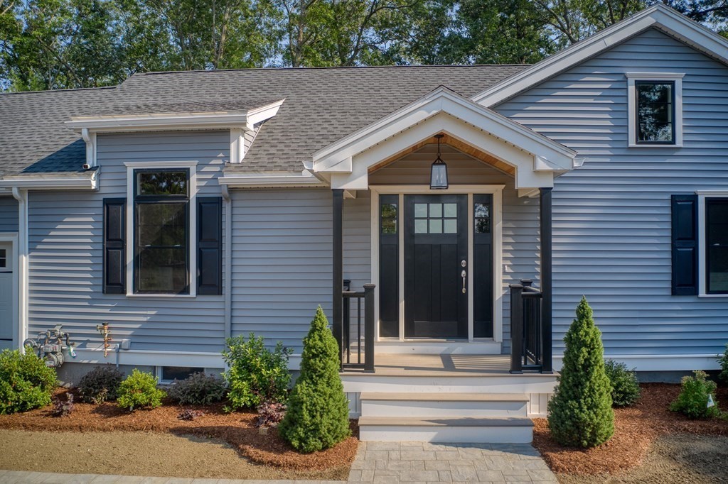 6 Red Hill Road North Reading, MA 01864 - Photo 2 of 38