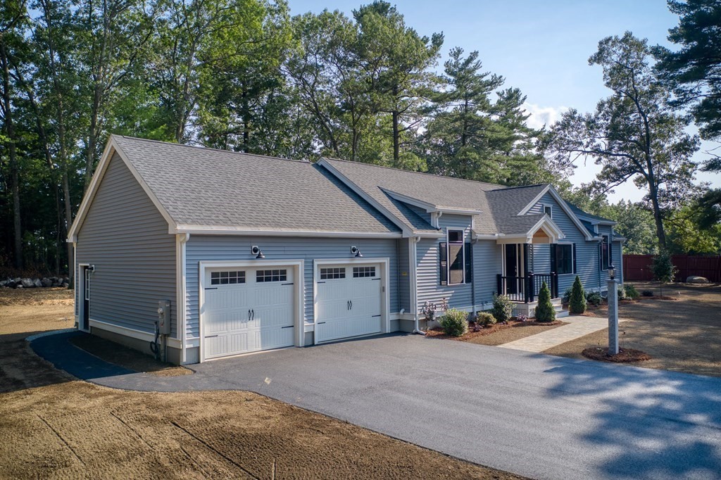 6 Red Hill Road North Reading, MA 01864 - Photo 4 of 38