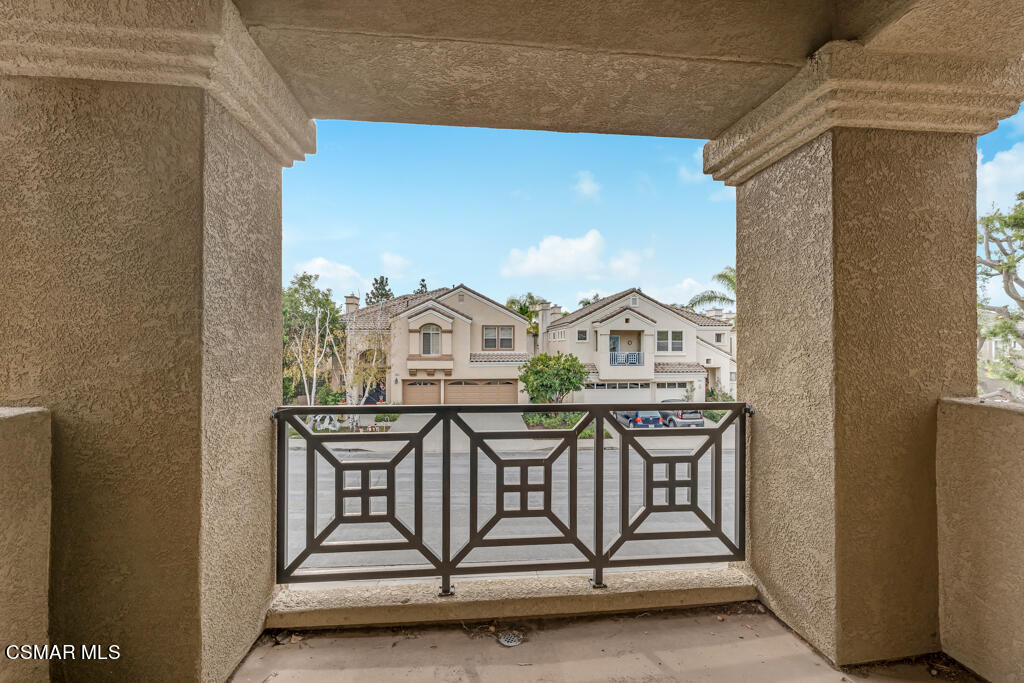 4372 Clearwood Road Moorpark, CA 93021 - Photo 36 of 51 4372 Clearwood Rd- HsHProd-27