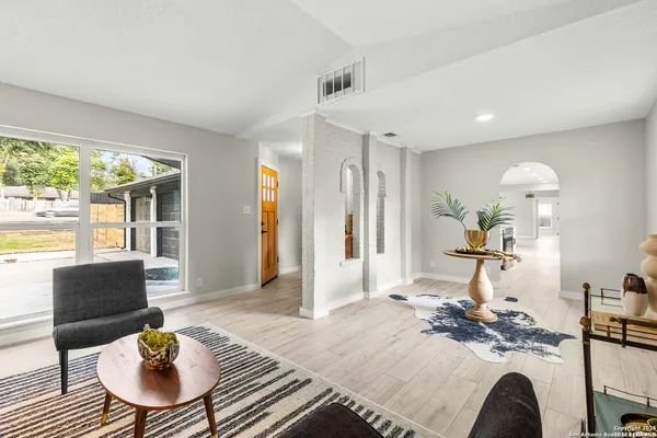 $3,500 | 10322 Tioga Drive, San Antonio, TX 78230