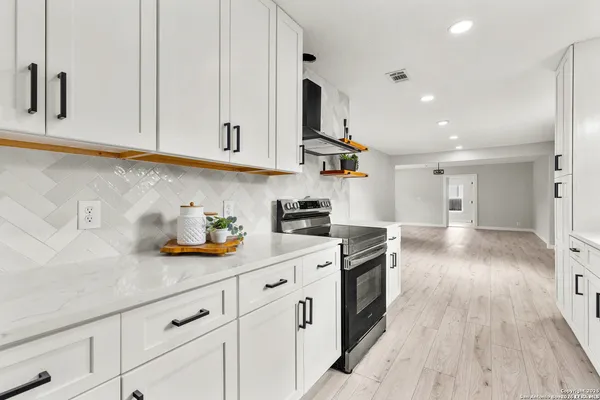$3,500 | 10322 Tioga Drive, San Antonio, TX 78230