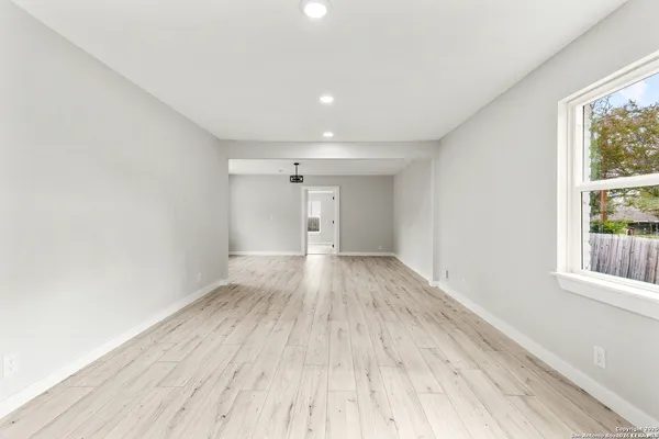 $3,500 | 10322 Tioga Drive, San Antonio, TX 78230