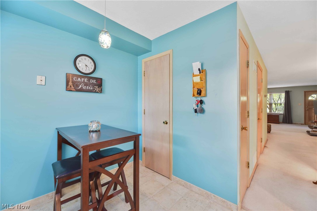 20181 Grannis Road, Unit 4 Cleveland, OH 44126 - Photo 14 of 33 Gallery Image 14