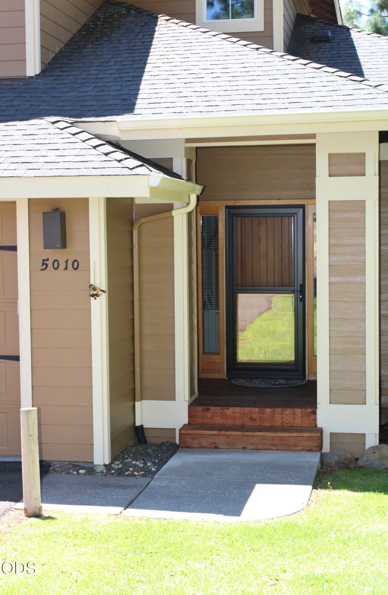 5010 Sora Loop Klamath Falls, OR 97601 - Photo 5 of 80