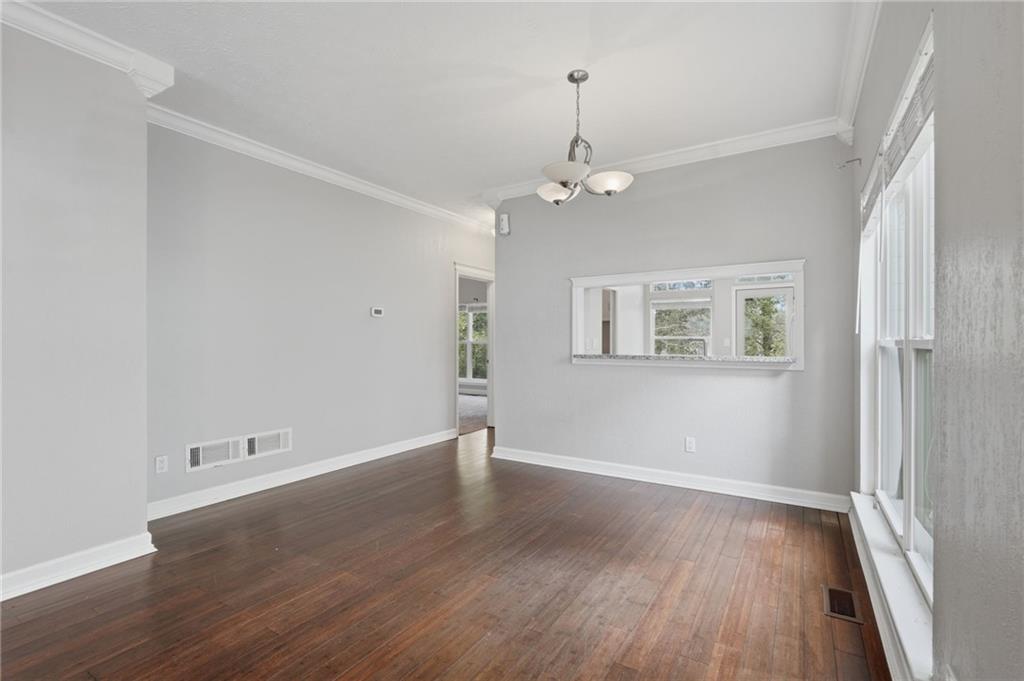 694 Shore View Lithonia, GA 30058 - Photo 9 of 39