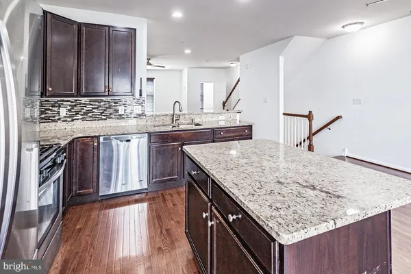 $2,800 | 1233 Parish Avenue, Claymont, DE 19703