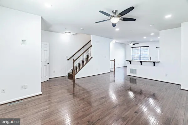 $2,800 | 1233 Parish Avenue, Claymont, DE 19703