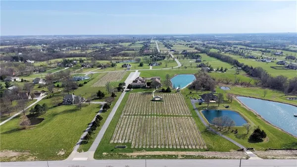 $4,700,000 | 24607 Northeast Colbern Road, Lee's Summit, MO 64086