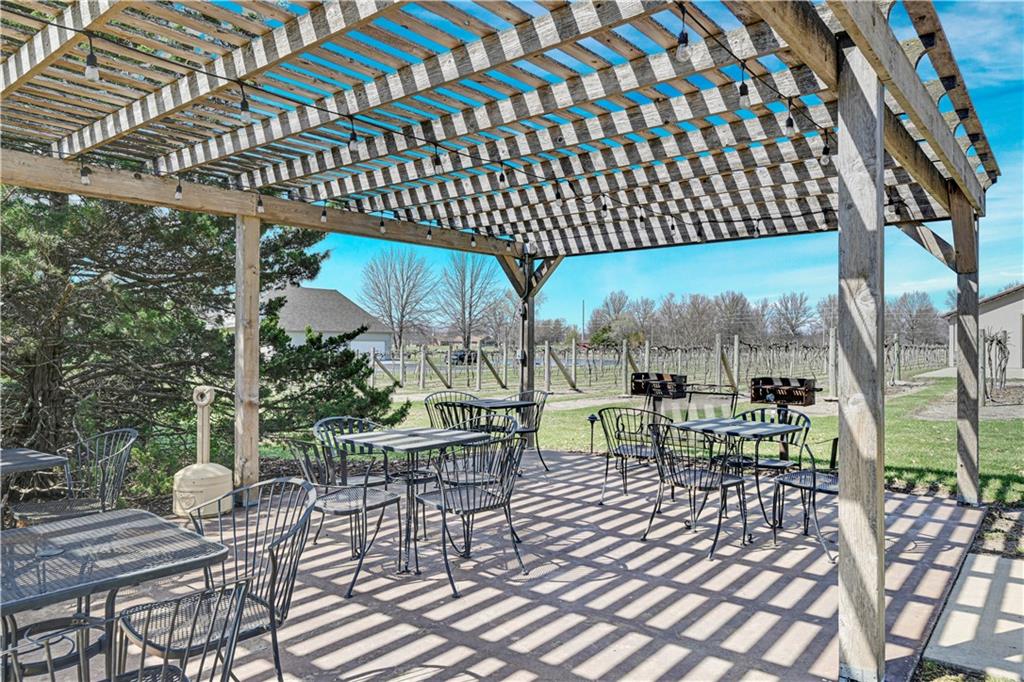 24607 Northeast Colbern Road Lee's Summit, MO 64086 - Photo 6 of 50