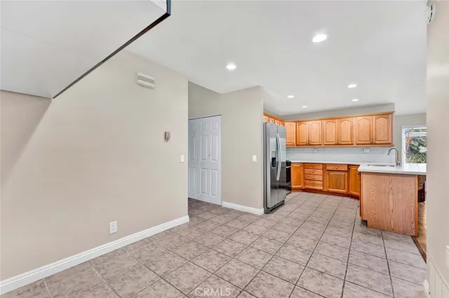 $4,950 | 10439 Sioux River Circle, Fountain Valley, CA 92708