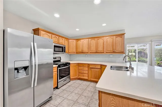 $4,950 | 10439 Sioux River Circle, Fountain Valley, CA 92708