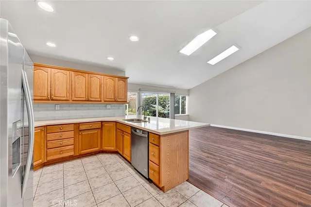 $4,950 | 10439 Sioux River Circle, Fountain Valley, CA 92708