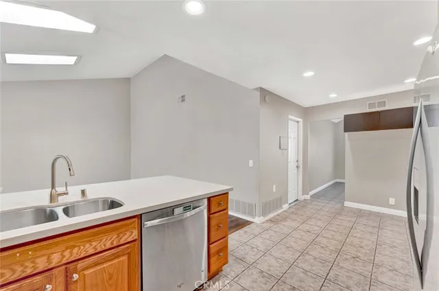 $4,950 | 10439 Sioux River Circle, Fountain Valley, CA 92708