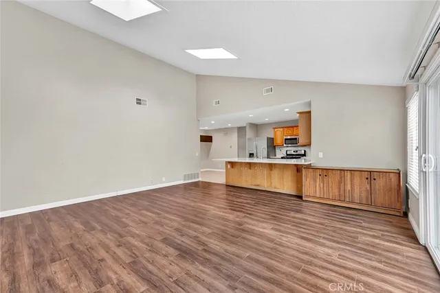 $4,950 | 10439 Sioux River Circle, Fountain Valley, CA 92708