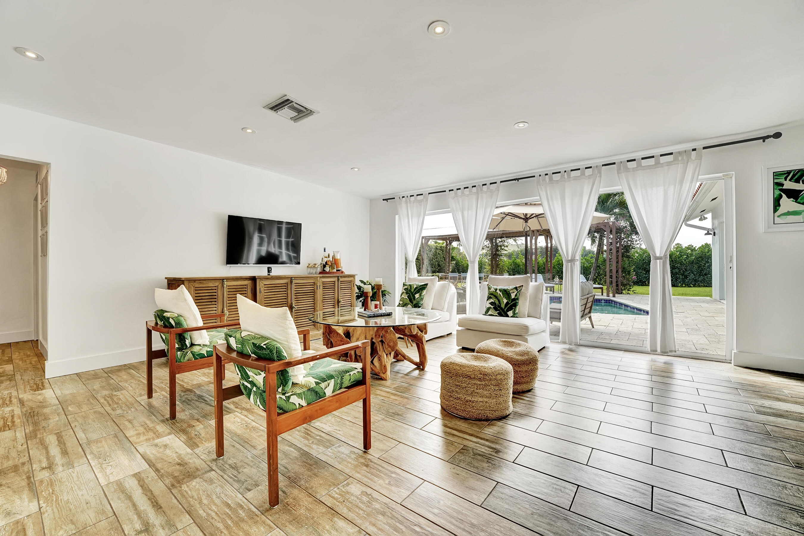 724 Northwest 4th Street Boca Raton, FL 33486 - Photo 21 of 33 DSC08690