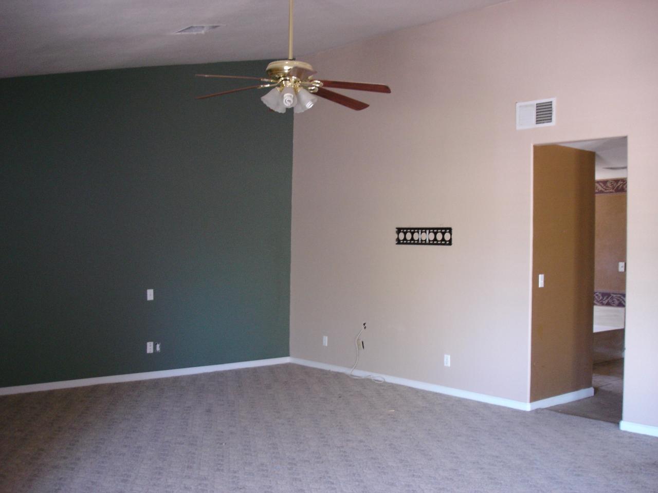 1744 West Parsons Road Phoenix, AZ 85085 - Photo 12 of 15 Family Room