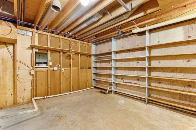 $287,000 | 6601 Bennington Drive, Fort Wayne, IN 46815