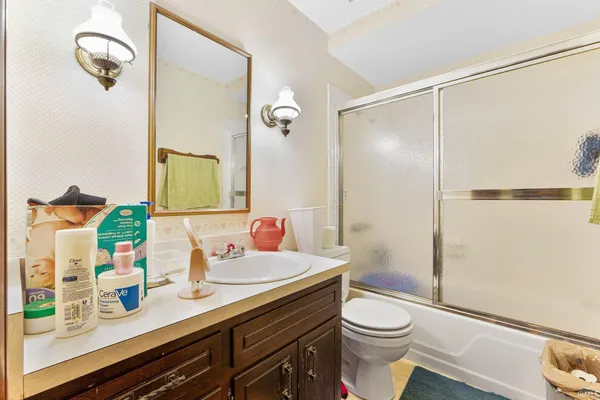 $287,000 | 6601 Bennington Drive, Fort Wayne, IN 46815