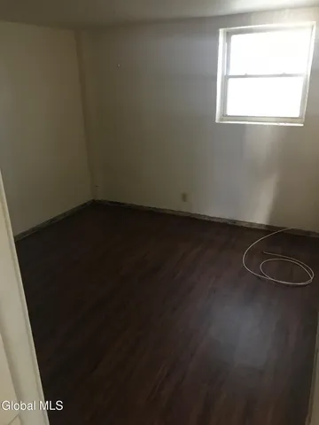 $1,195 | 1007 19th Street, Unit 1R, Watervliet, NY 12189