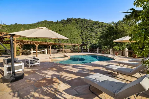 $3,999,000 | 1090 Toro Canyon Road, Santa Barbara, CA 93108