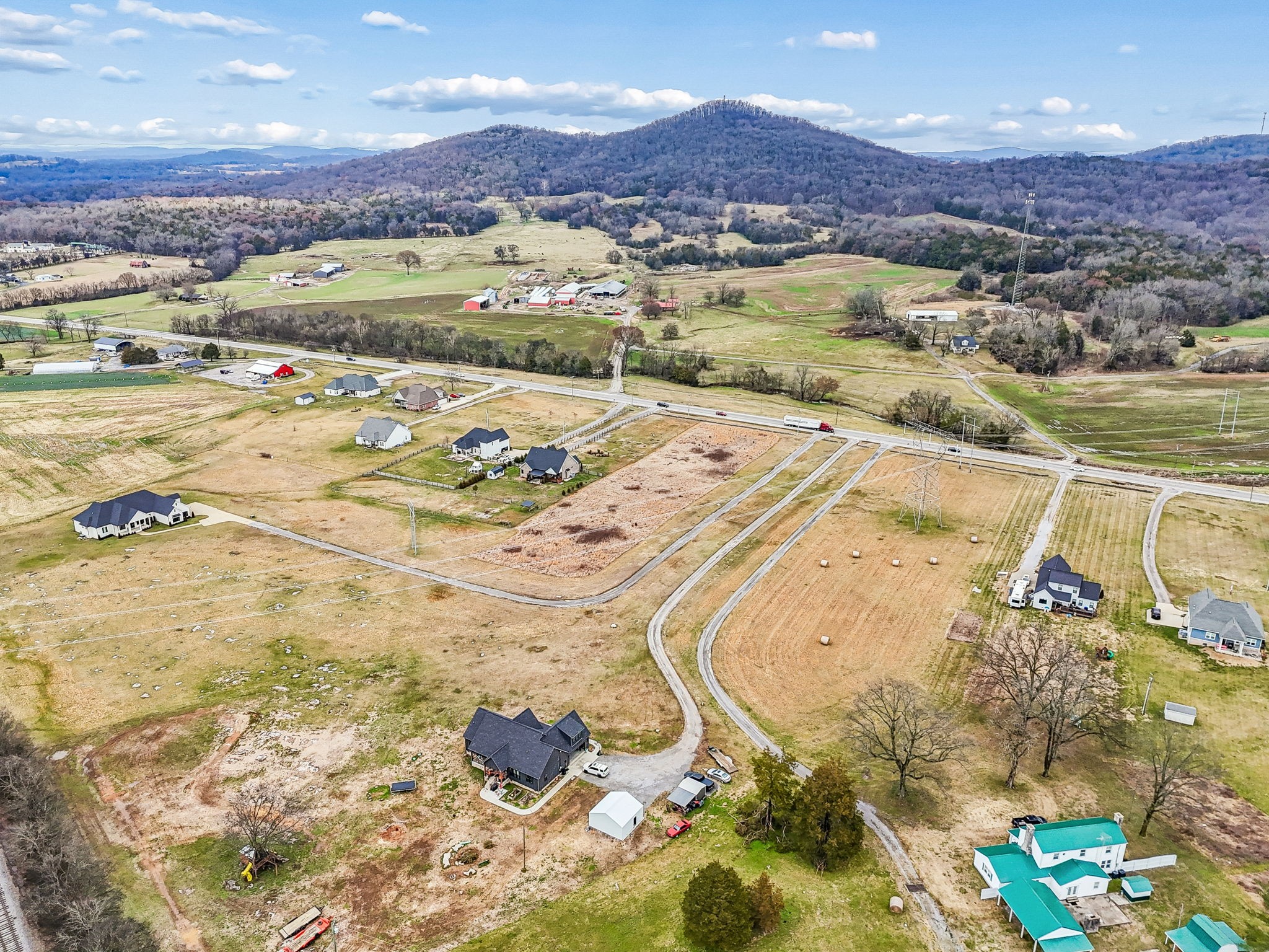 5 Sparta Pike Watertown, TN 37184 - Photo 11 of 17 an aerial view of residential houses with outdoor space