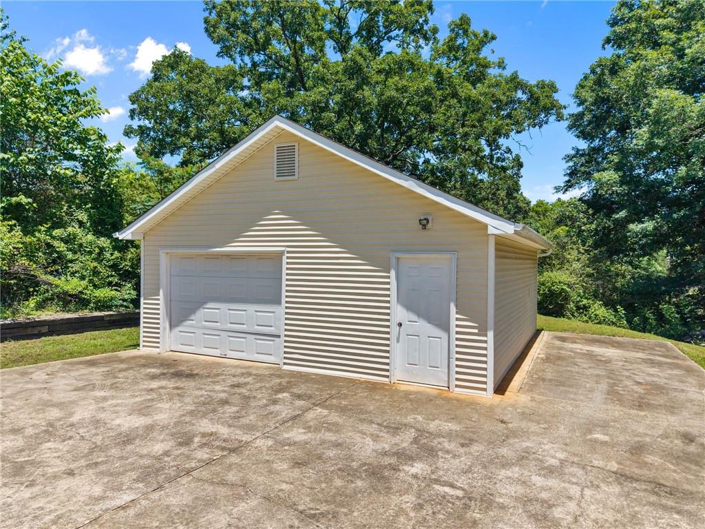 3883 Sloan Mill Road Gainesville, GA 30507 - Photo 12 of 83