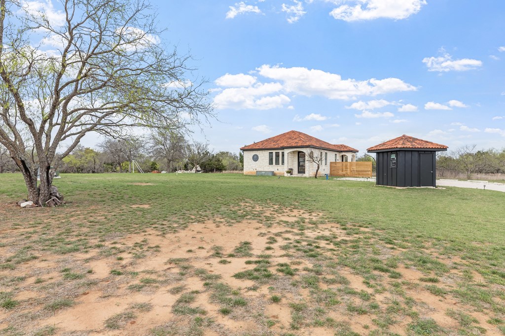661 Emerald Loop Fredericksburg, TX 78624 - Photo 46 of 73 Guest house