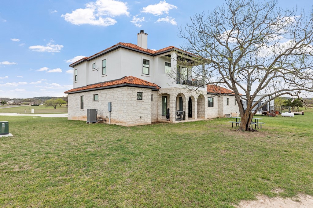 661 Emerald Loop Fredericksburg, TX 78624 - Photo 68 of 73 Backview