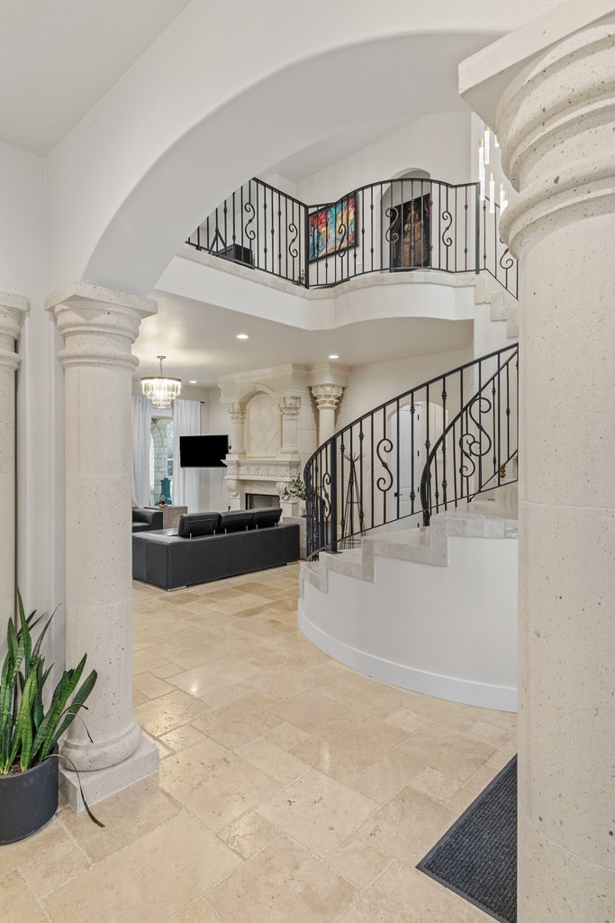 661 Emerald Loop Fredericksburg, TX 78624 - Photo 7 of 73 Front Entry