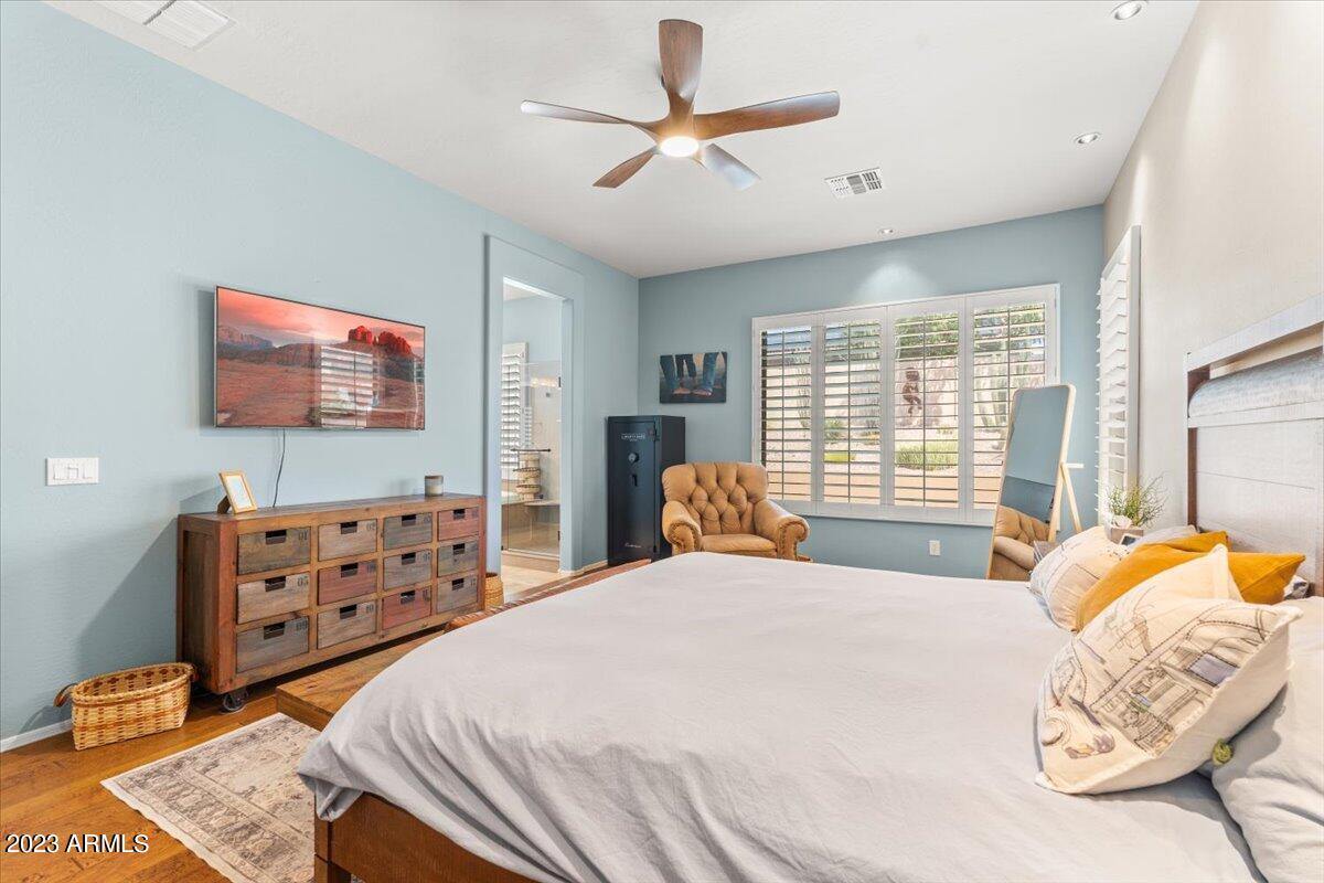 3424 West Montello Road Phoenix, AZ 85086 - Photo 14 of 39 Primary Bedroom