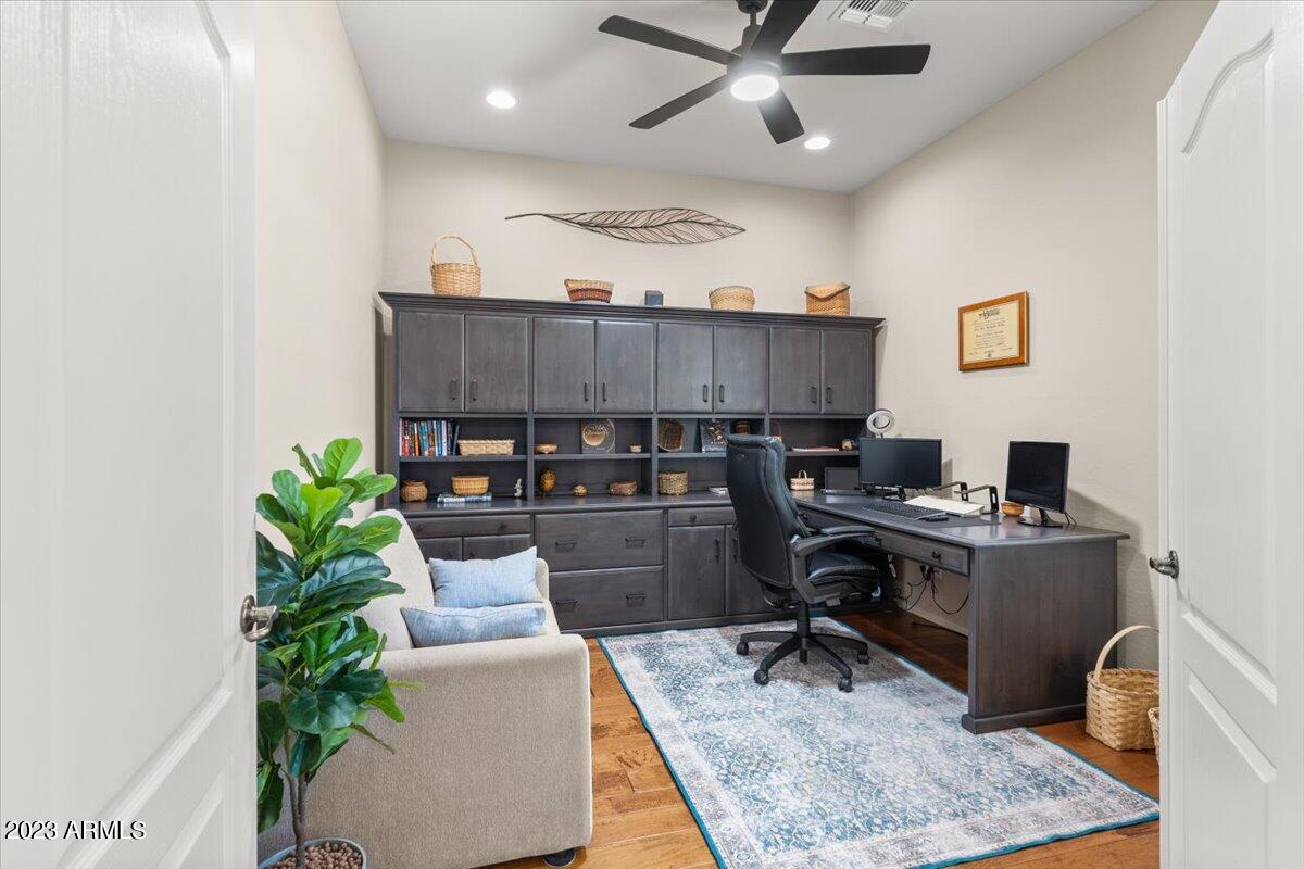 3424 West Montello Road Phoenix, AZ 85086 - Photo 18 of 39 Office