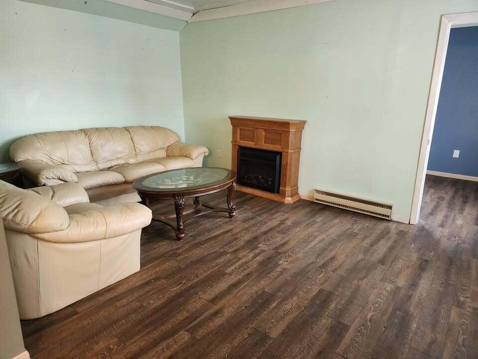202 Diagonal Street Mount Sterling, WI 54631 - Photo 19 of 48 Apt 4 Living Room